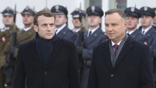  Emmanuel Macron avec le Président polonais Andrzej Duda - Sputnik Afrique
