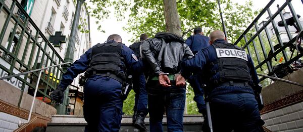 Police à paris // arrestation metro Police à paris // arrestation metro - Sputnik Afrique