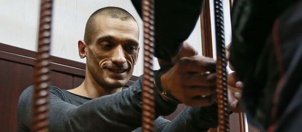 Рассмотрение ходатайства следствия об избрание меры пресечения художнику П.Павленскому - Sputnik Afrique