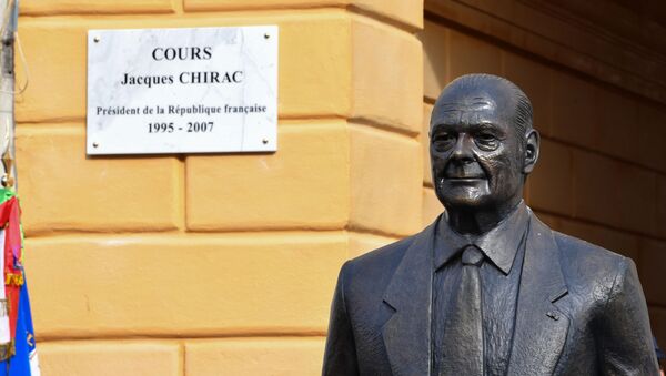 La statue de Jacques Chirac à Nice - Sputnik Afrique