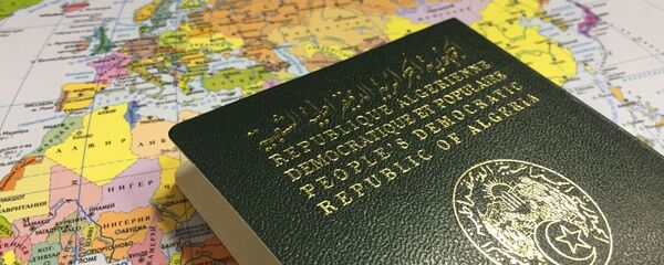 Passeport algérien - Sputnik Afrique
