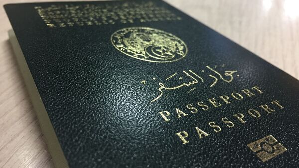 Téhéran et Alger s'engagent à supprimer les visas entre les deux pays