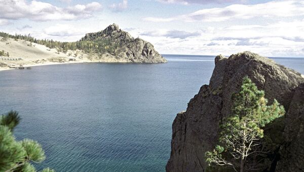Le lac Baikal - Sputnik Afrique