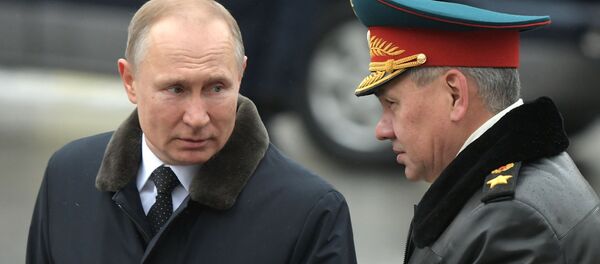 Le Président russe Vladimir Poutine et le ministre russe de la Défense Sergueï Shoïgou, le 23 février 2020 - Sputnik Afrique