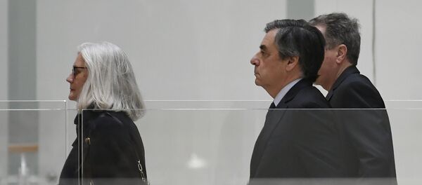 Francois et Penelope Fillon - Sputnik Afrique