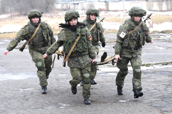 Maquillage sous camouflage: concours de beauté dans l’armée russe
 - Sputnik Afrique