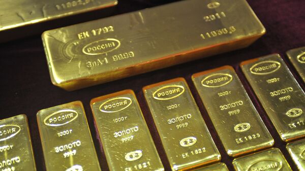 Lingots d'or fabriqués en Russie (archive photo) - Sputnik Afrique