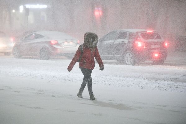 Chutes de neige sur Moscou en mars
 - Sputnik Afrique