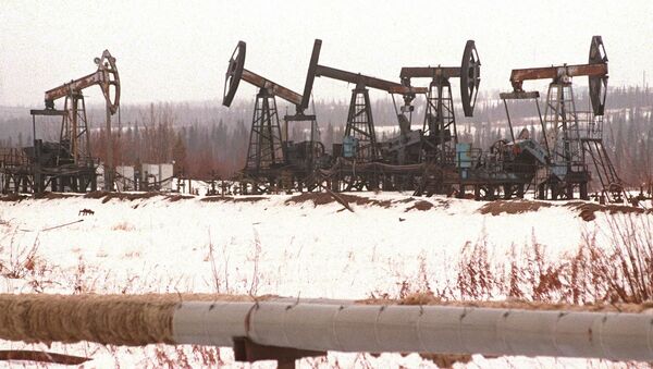 Champ de pétrole dans la région de Sourgout, en Sibérie (Russie) - Sputnik Afrique