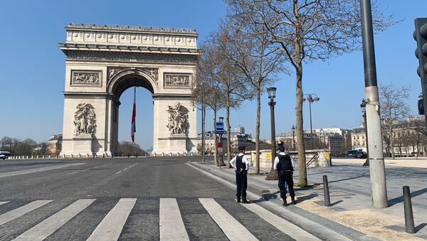Les rues de Paris désertées lors de la troisième journée de confinement, 19 mars 2020 - Sputnik Afrique