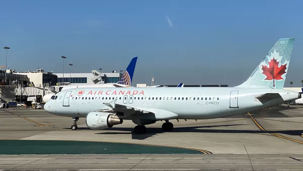 Un avion d'Air Canada sur le tarmac. - Sputnik Afrique