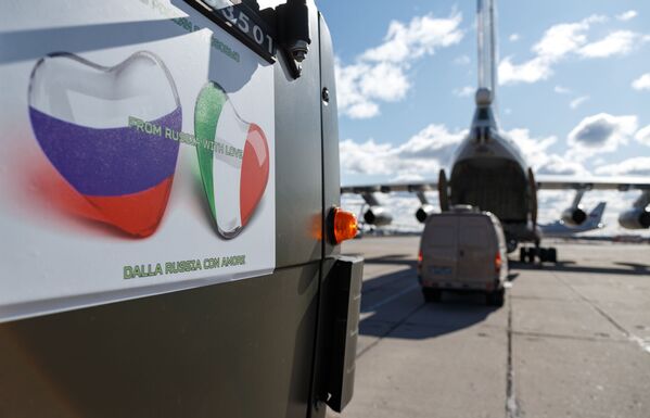 La Russie prête son concours à l’Italie dans sa lutte contre la pandémie de Covid-19

 - Sputnik Afrique