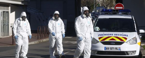 Des membres du personnel médical à l'hôpital Henri Mondor, à Créteil. - Sputnik Afrique