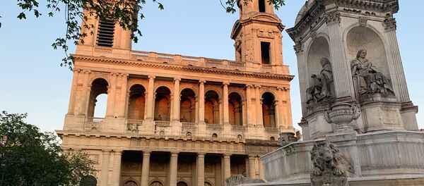 Les églises de Paris font sonner leurs cloches en solidarité face au coronavirus - Sputnik Afrique