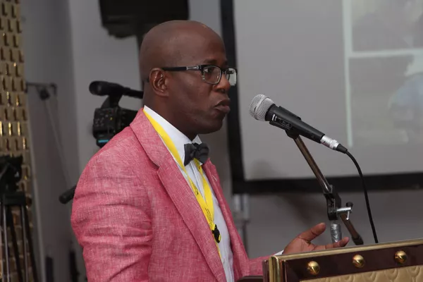 Covid 19: un cardiologue camerounais met en garde contre le traitement du professeur Raoult Covid 19: un cardiologue camerounais met en garde contre le traitement du professeur Raoult - Sputnik Afrique