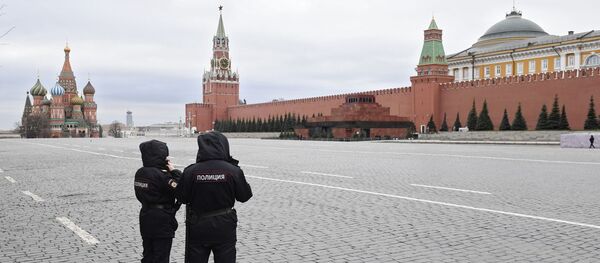 Confinement à Moscou: ville déserte et départ des citadins à la campagne - Sputnik Afrique