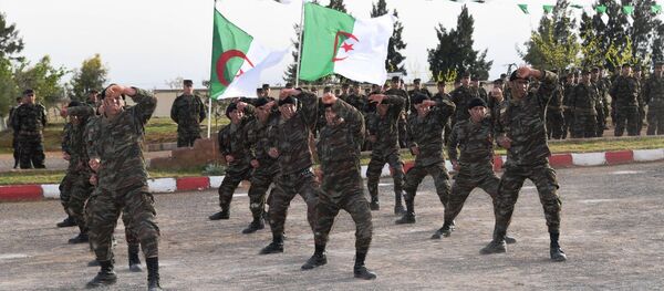 La visite du CEM à Bouira, 31 mars 2020 - Sputnik Afrique