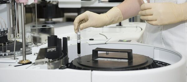 Un laboratoire biochimique à l'hôpital - Sputnik Afrique