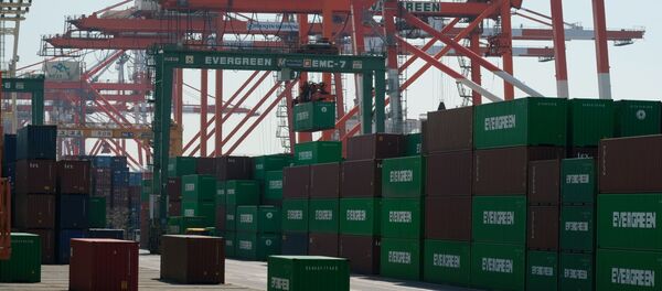 Conteneurs dans le port de Tokyo, mars 2020 - Sputnik Afrique