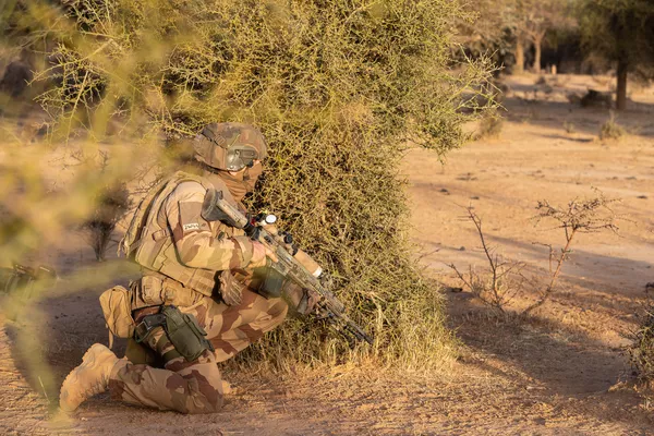 En attendant une solution politique au Sahel, les commandos français poursuivent leur traque - photos En attendant une solution politique au Sahel, les commandos français poursuivent leur traque - photos - Sputnik Afrique
