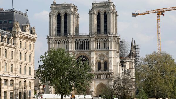 Notre-Dame de Paris un an après l’incendie, pendant le confinement du à l’épidémie de Covid-19 - Sputnik Afrique