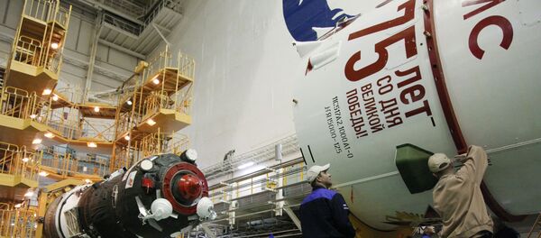 Roscosmos présente la Fusée de la Victoire
Roscosmos présente la Fusée de la Victoire
- Sputnik Afrique