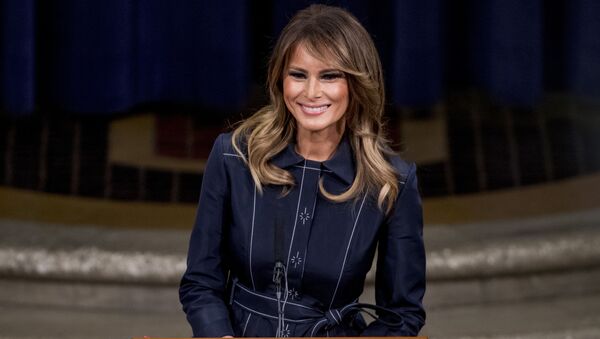 First lady Melania Trump smiles during a speech at the Justice Department's National Opioid Summit at the Department of Justice, Friday, March 6, 2020, in Washington - Sputnik Afrique