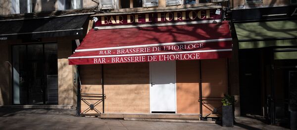 Un bar fermé dans le centre d'Aix-en-Provence - Sputnik Afrique