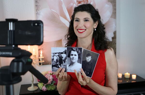 «Il nous faut une victoire»: au festival de Yalta, Christelle Loury interprète un célèbre chant militaire russe - vidéo «Il nous faut une victoire»: au festival de Yalta, Christelle Loury interprète un célèbre chant militaire russe - vidéo - Sputnik Afrique