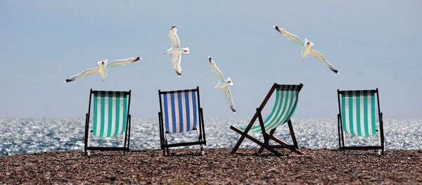 Les chaises longues  - Sputnik Afrique