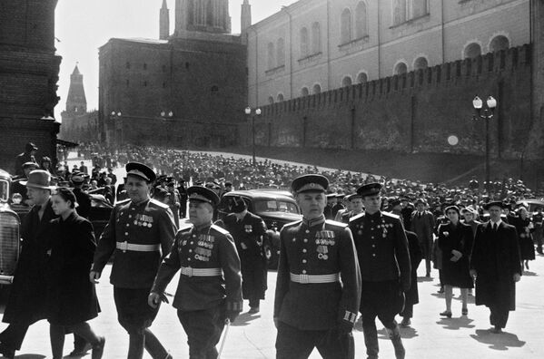 Jour de la Victoire: comment Moscou a célébré le 9 mai 1945 - Sputnik Afrique