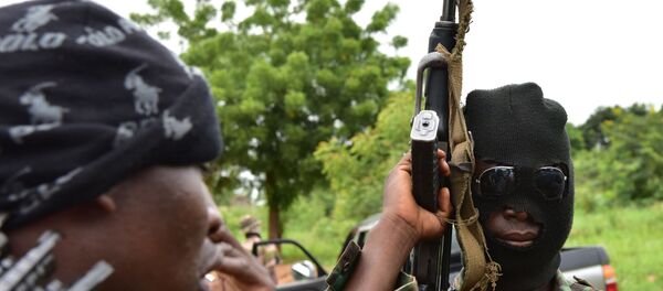 Des rebelles ivoiriens armés - Sputnik Afrique