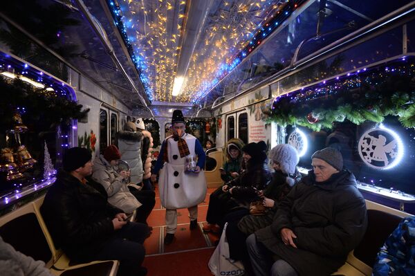 Le plus beau et le plus ponctuel au monde: le métro de Moscou fête ses 85 ans

 - Sputnik Afrique