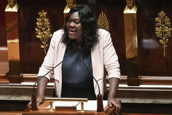 Loi Avia: «il est urgent de mettre un coup d’arrêt à ce projet orwellien» Loi Avia: «il est urgent de mettre un coup d’arrêt à ce projet orwellien» - Sputnik Afrique