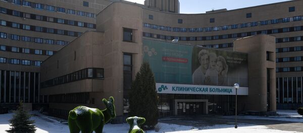 Médecin engagé contre le Covid-19: «En temps de guerre, on n’attend pas que l’ennemi vienne frapper à sa porte» - Sputnik Afrique