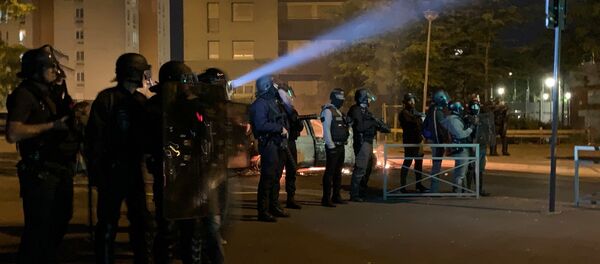 Tensions à Argenteuil après la mort d'un jeune à moto, le 18 mai Tensions à Argenteuil après la mort d'un jeune à moto, le 18 mai - Sputnik Afrique
