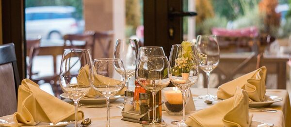 Au restaurant - Sputnik Afrique