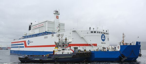 L'Akademik Lomonosov dans le port de Mourmansk, archives - Sputnik Afrique