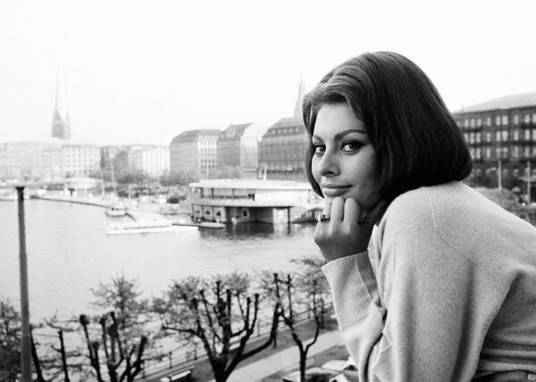 L’actrice italienne Sophia Loren, 1962. - Sputnik Afrique