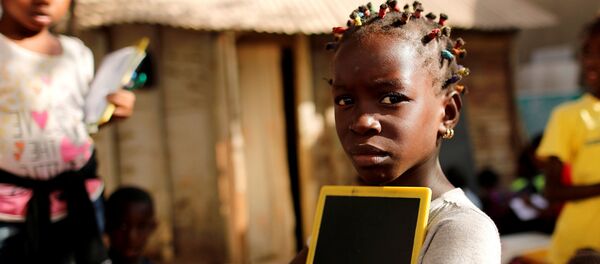 Une écolière, Afrique Une écolière, Afrique - Sputnik Afrique