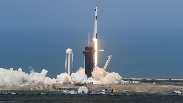 Une fusée SpaceX avec deux astronautes à bord décolle le samedi 30 mai depuis le centre spatial Kennedy - Sputnik Afrique