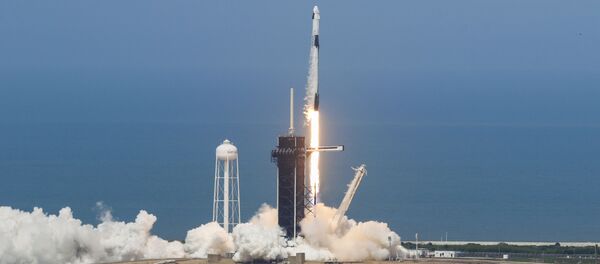 Une fusée SpaceX avec deux astronautes à bord décolle le samedi 30 mai depuis le centre spatial Kennedy - Sputnik Afrique