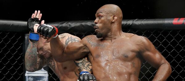 Jon Jones (à droite) - Sputnik Afrique