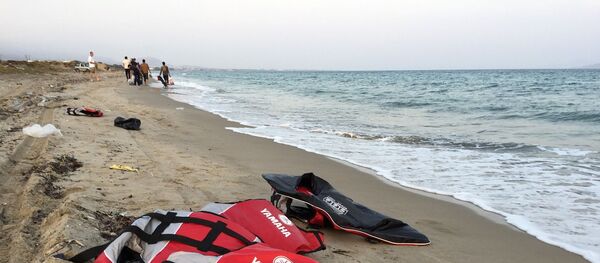 Gilet de sauvetage - Sputnik Afrique