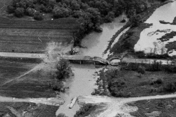 Déclaré «Mort pour la France», ce gendarme relance la polémique des bombardements de l’Otan à l’uranium appauvri Déclaré «Mort pour la France», ce gendarme relance la polémique des bombardements de l’Otan à l’uranium appauvri - Sputnik Afrique