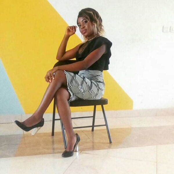 «C’est comme changer un caillou en diamant»: la passion d’une génie du recyclage au Cameroun «C’est comme changer un caillou en diamant»: la passion d’une génie du recyclage au Cameroun - Sputnik Afrique