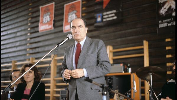 François Mitterrand tenant une réunion publique (Strasbourg, 1er mai 1979). - Sputnik Afrique