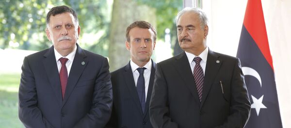 Macron Haftar et Sarraj - Sputnik Afrique