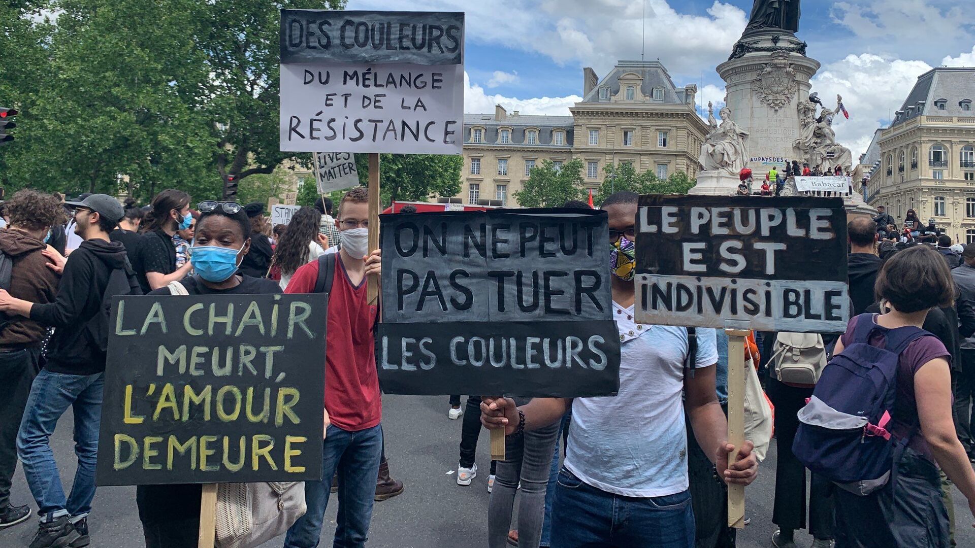 Une nouvelle journée de mobilisation contre le racisme à Paris, le 13 juin 2020 - Sputnik Afrique, 1920, 25.11.2021
