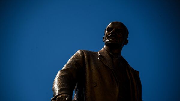 Statue de Lénine dans la ville russe de Saransk - Sputnik Afrique